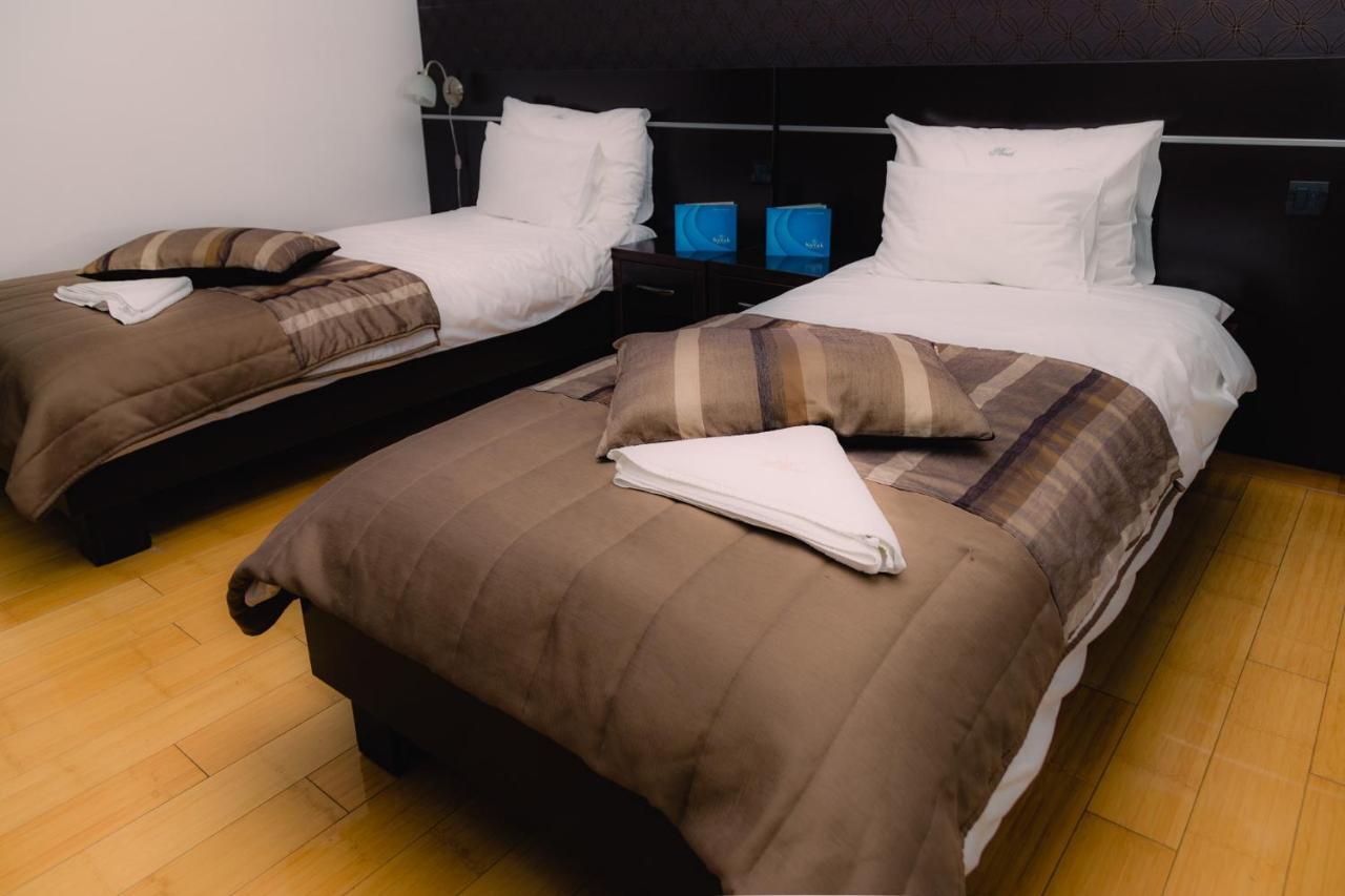 זבורניק Hotel Novak מראה חיצוני תמונה
