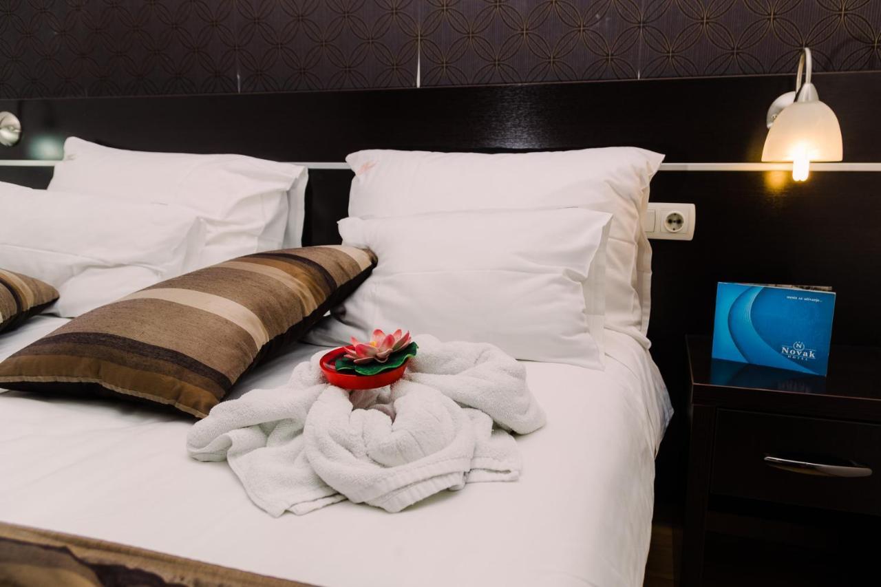 זבורניק Hotel Novak מראה חיצוני תמונה