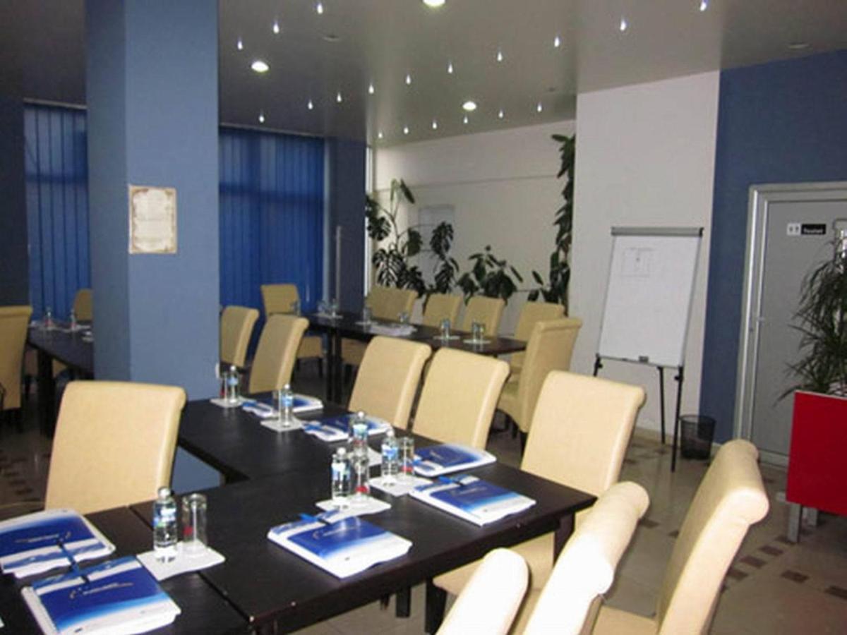 זבורניק Hotel Novak מראה חיצוני תמונה