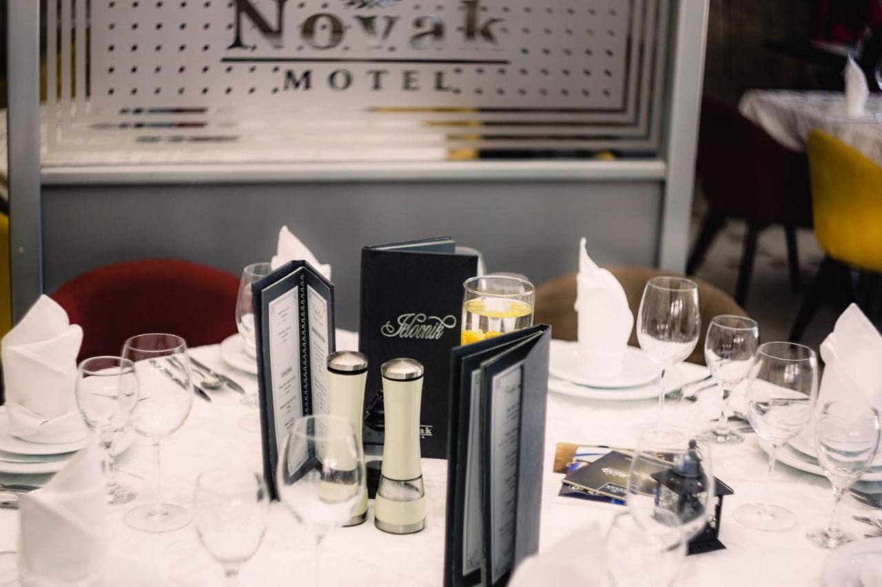 זבורניק Hotel Novak מראה חיצוני תמונה