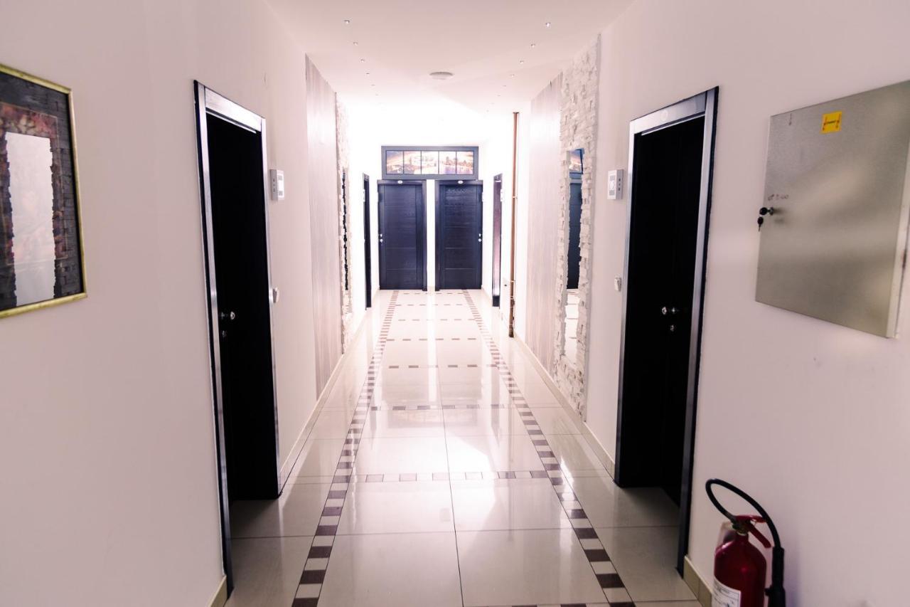 זבורניק Hotel Novak מראה חיצוני תמונה