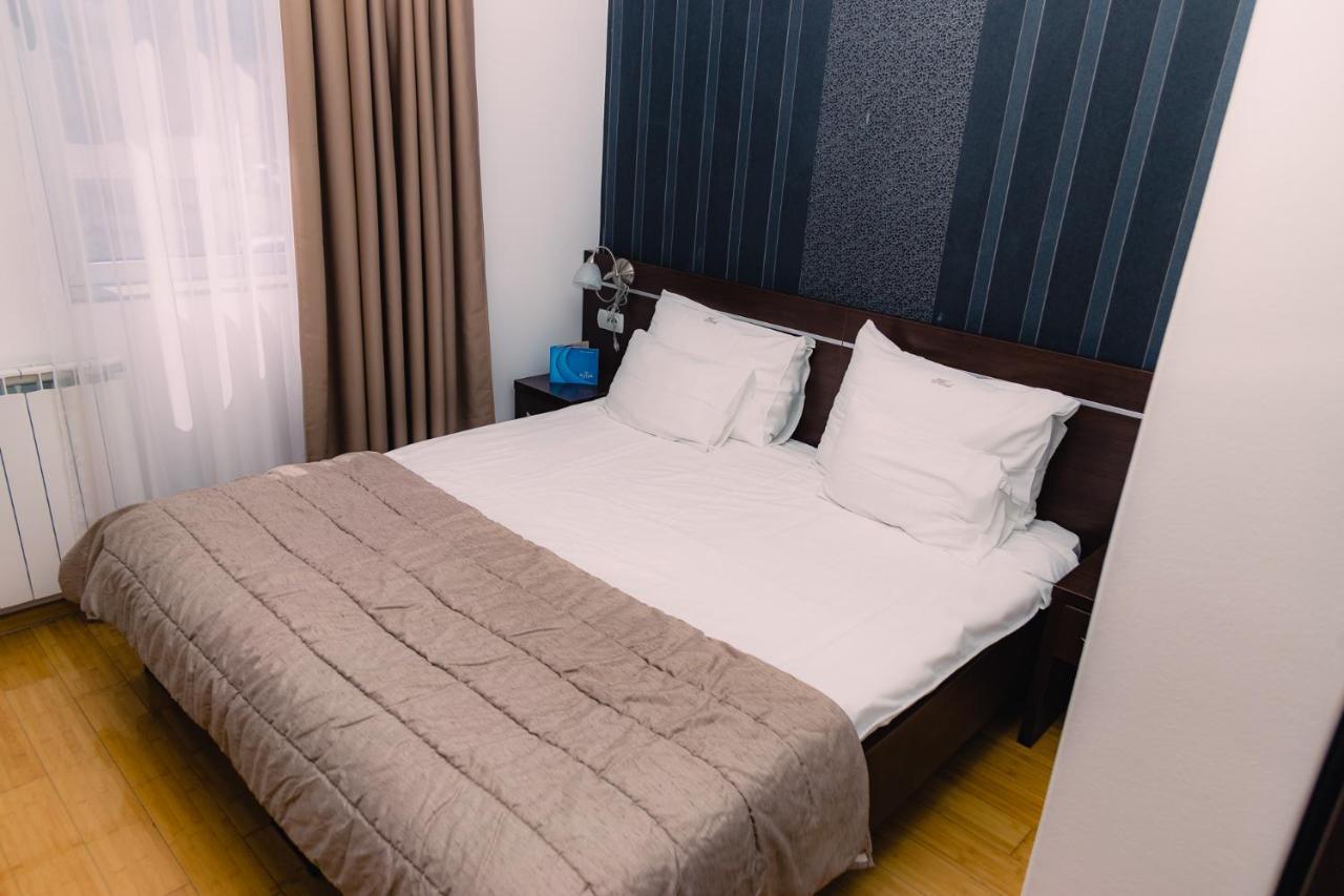זבורניק Hotel Novak מראה חיצוני תמונה